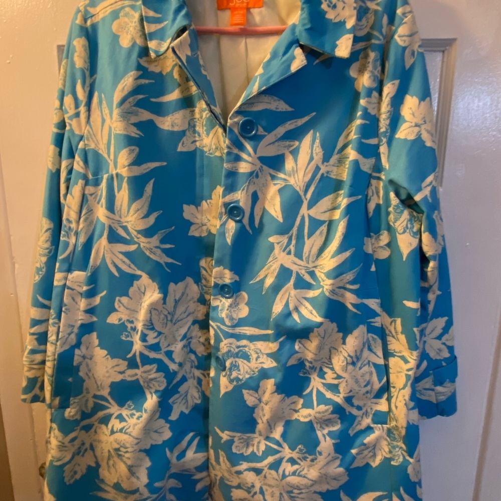 Joe Fresh Spring Coat. Lovely pattern, great for those early spring days.